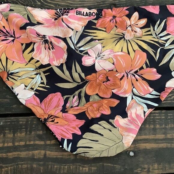 Tropic Nights Lowrider Bikini Bottom only - Picture 11 of 14